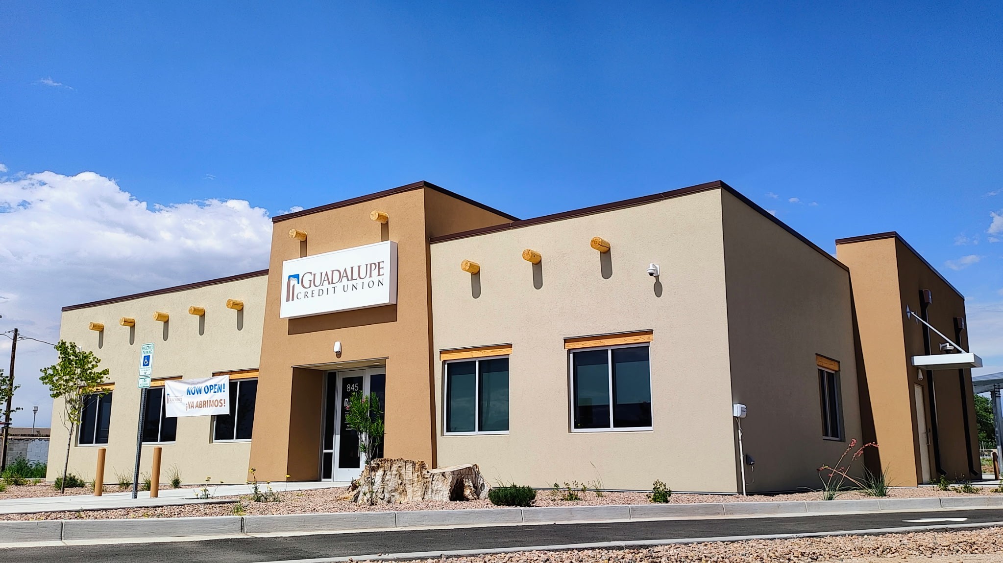 Sucursal de Guadalupe Credit Union - 845 N. Riverside Drive, ubicación en Española.